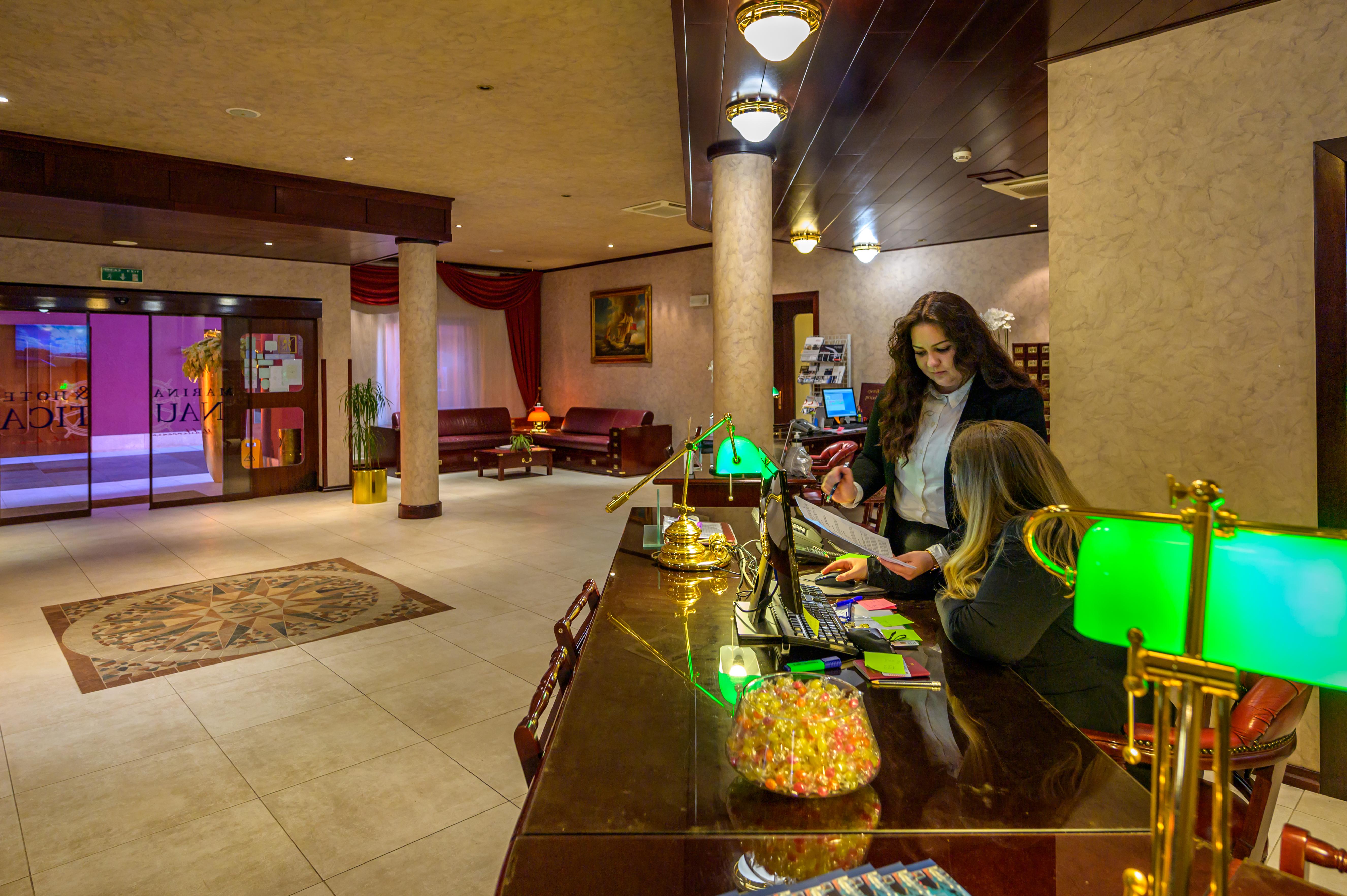 Boutique Hotel Nautica - Spa & Wellness, Free Parking, Pet Friendly Новиград Екстериор снимка