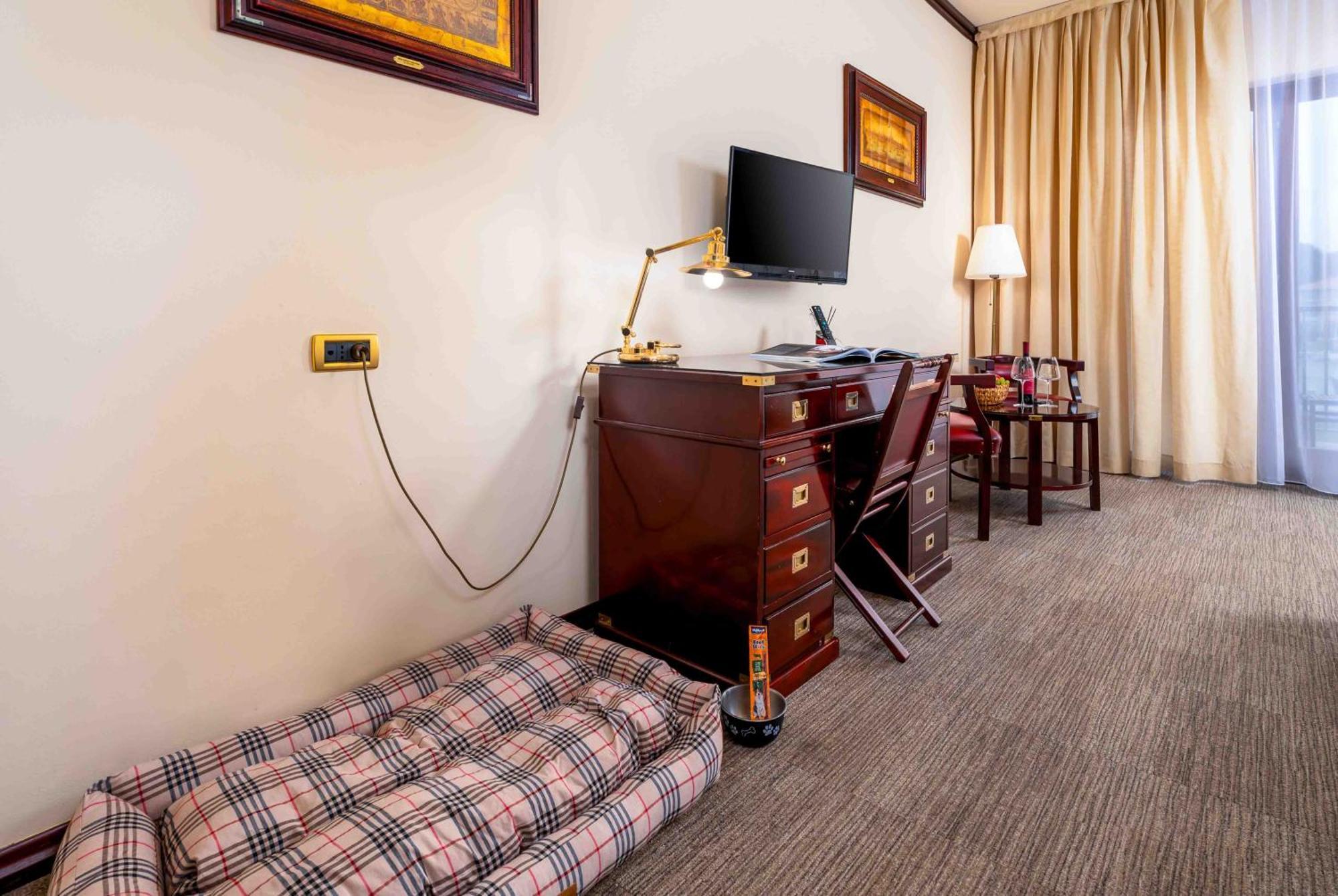 Boutique Hotel Nautica - Spa & Wellness, Free Parking, Pet Friendly Новиград Екстериор снимка
