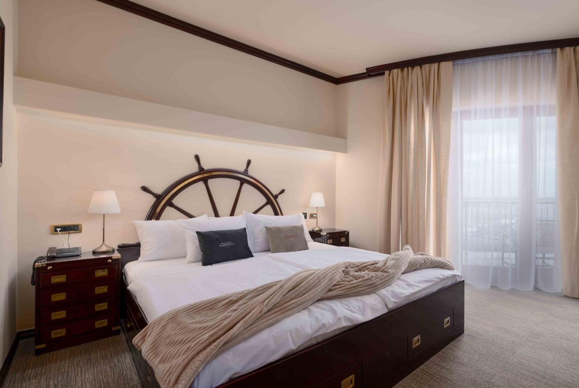 Boutique Hotel Nautica - Spa & Wellness, Free Parking, Pet Friendly Новиград Екстериор снимка