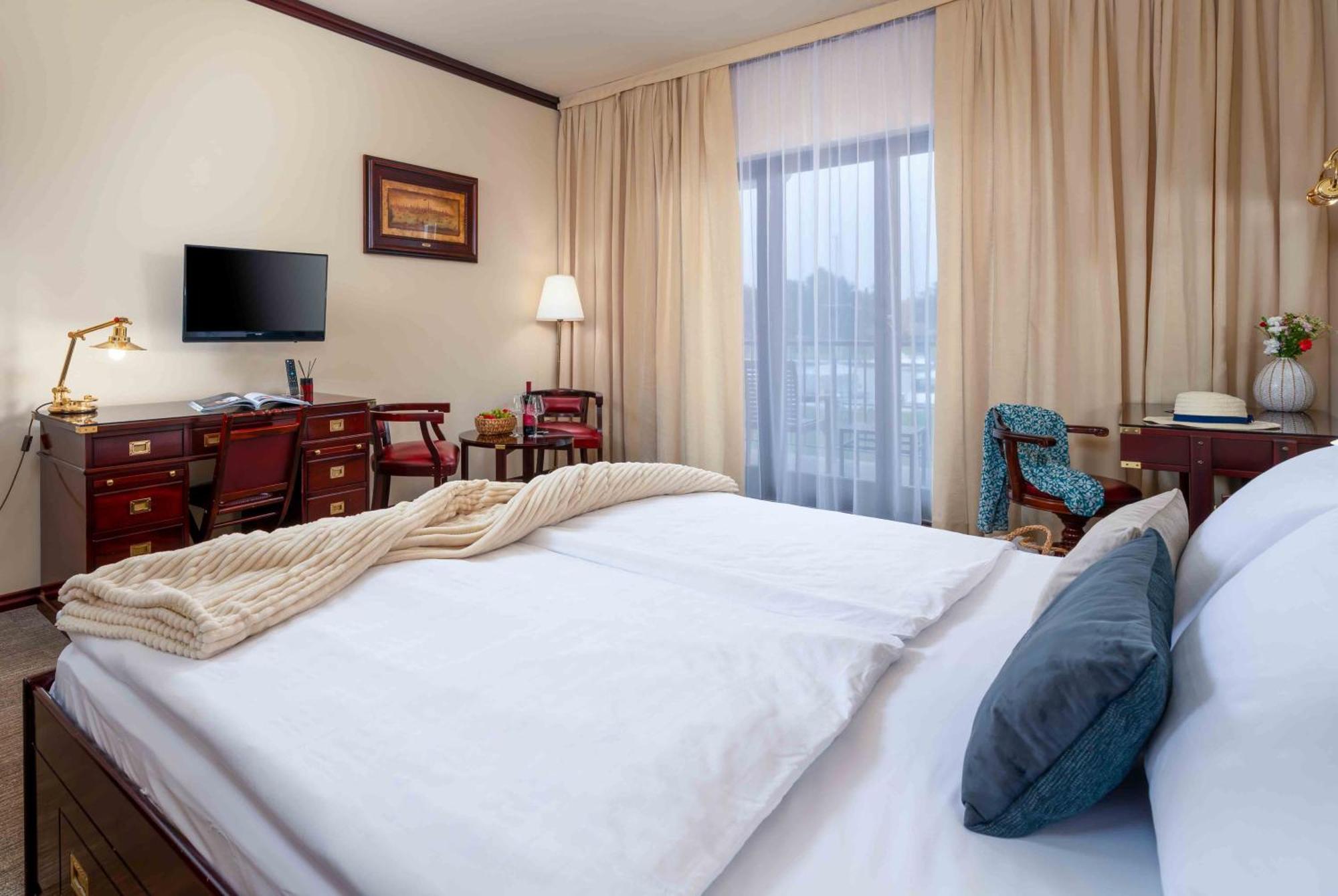 Boutique Hotel Nautica - Spa & Wellness, Free Parking, Pet Friendly Новиград Стая снимка