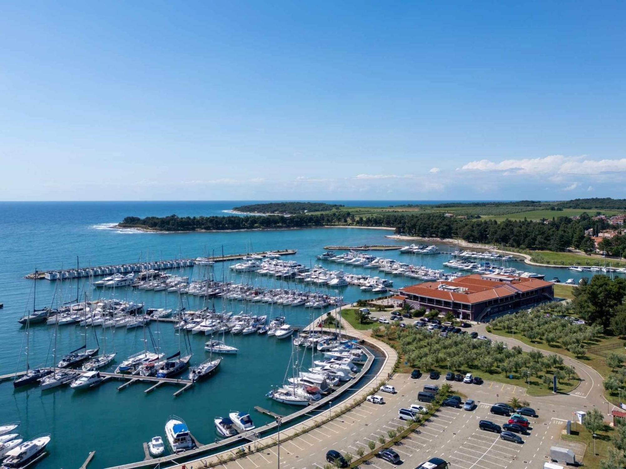 Boutique Hotel Nautica - Spa & Wellness, Free Parking, Pet Friendly Новиград Екстериор снимка
